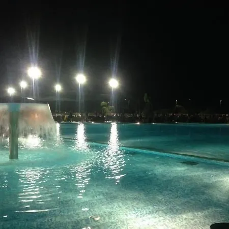 מלון Esperidi Park 4*