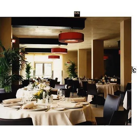 מלון Esperidi Park