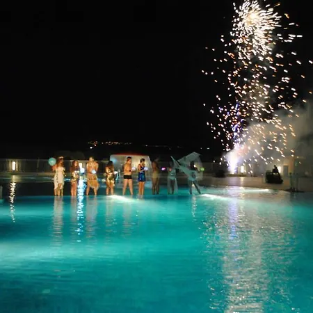 מלון Esperidi Park