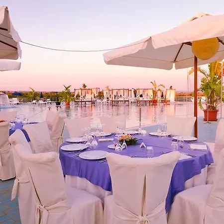 מלון Esperidi Park