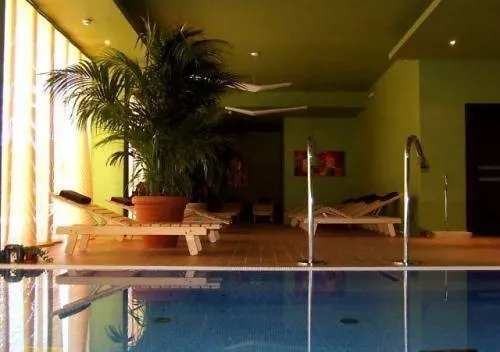 Отель Esperidi Park 4*