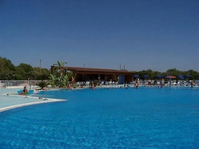 Отель Esperidi Park