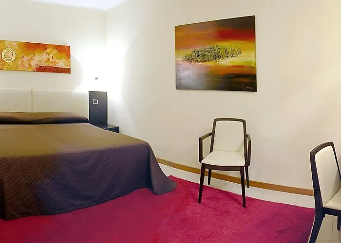 מלון Esperidi Park 4*