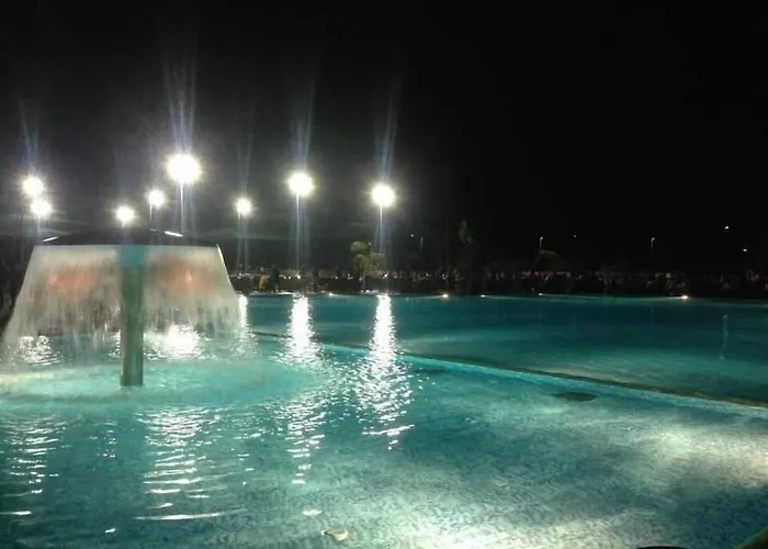 מלון Esperidi Park 4*