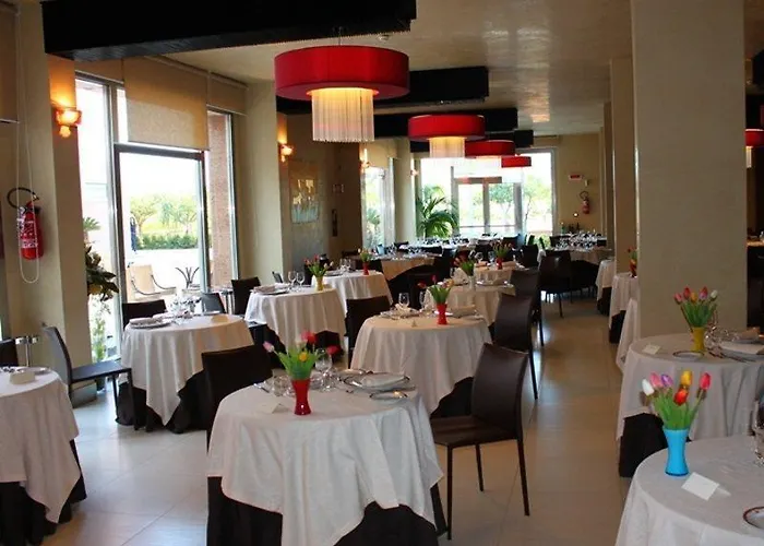 מלון Esperidi Park 4*