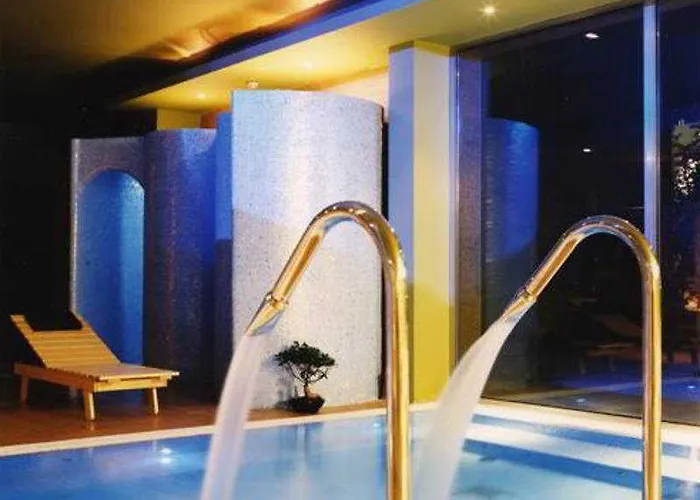 Esperidi Park 酒店 4*